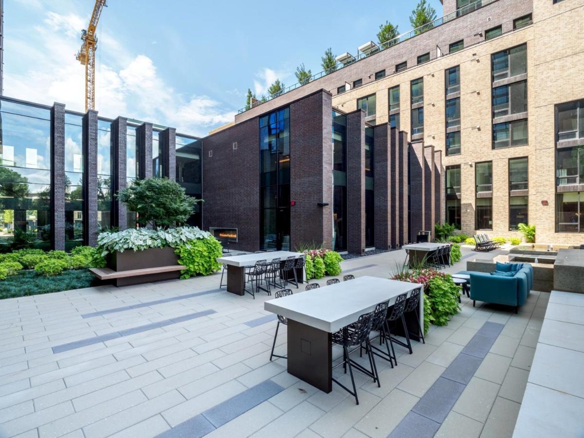 Apartment Global Luxury At Town Center *