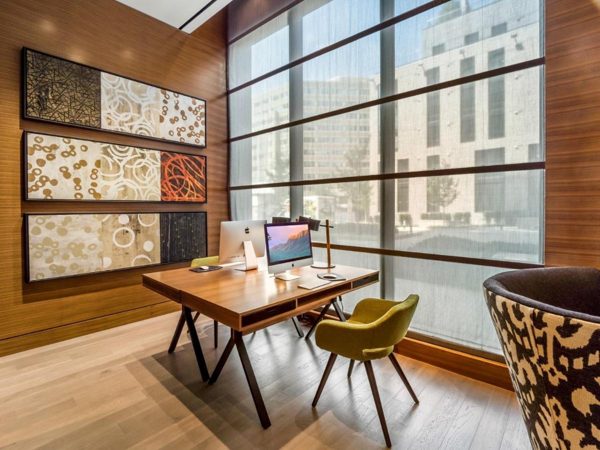 Global Luxury At Town Center