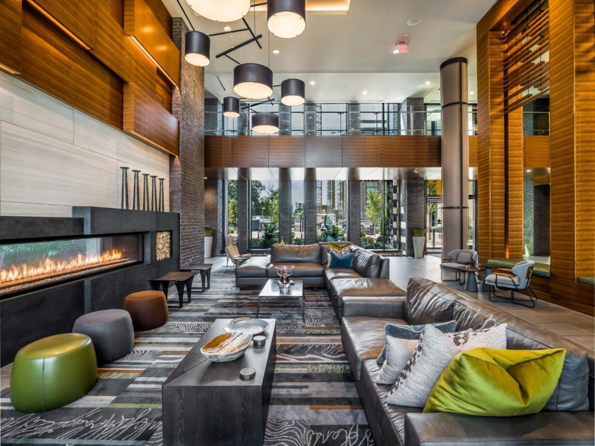 Global Luxury At Town Center