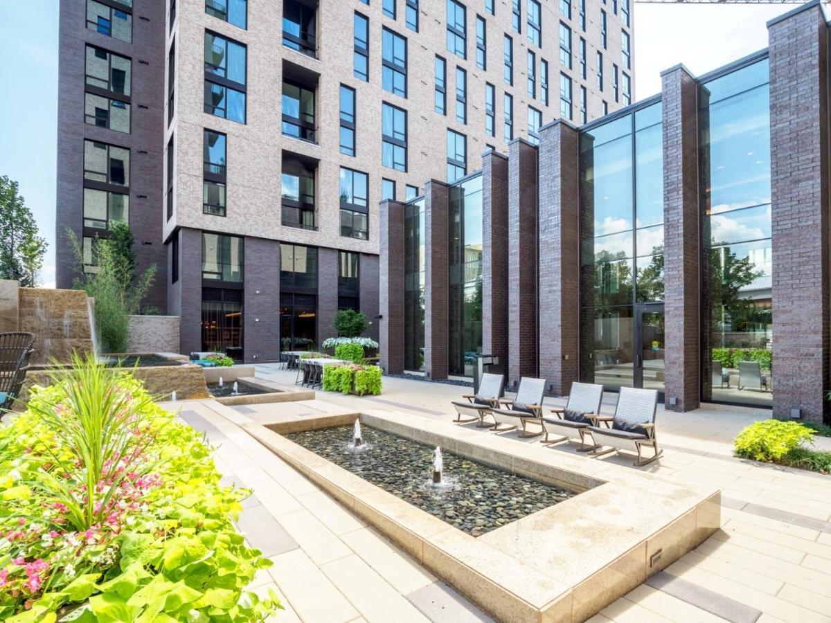 Apartment Global Luxury At Town Center