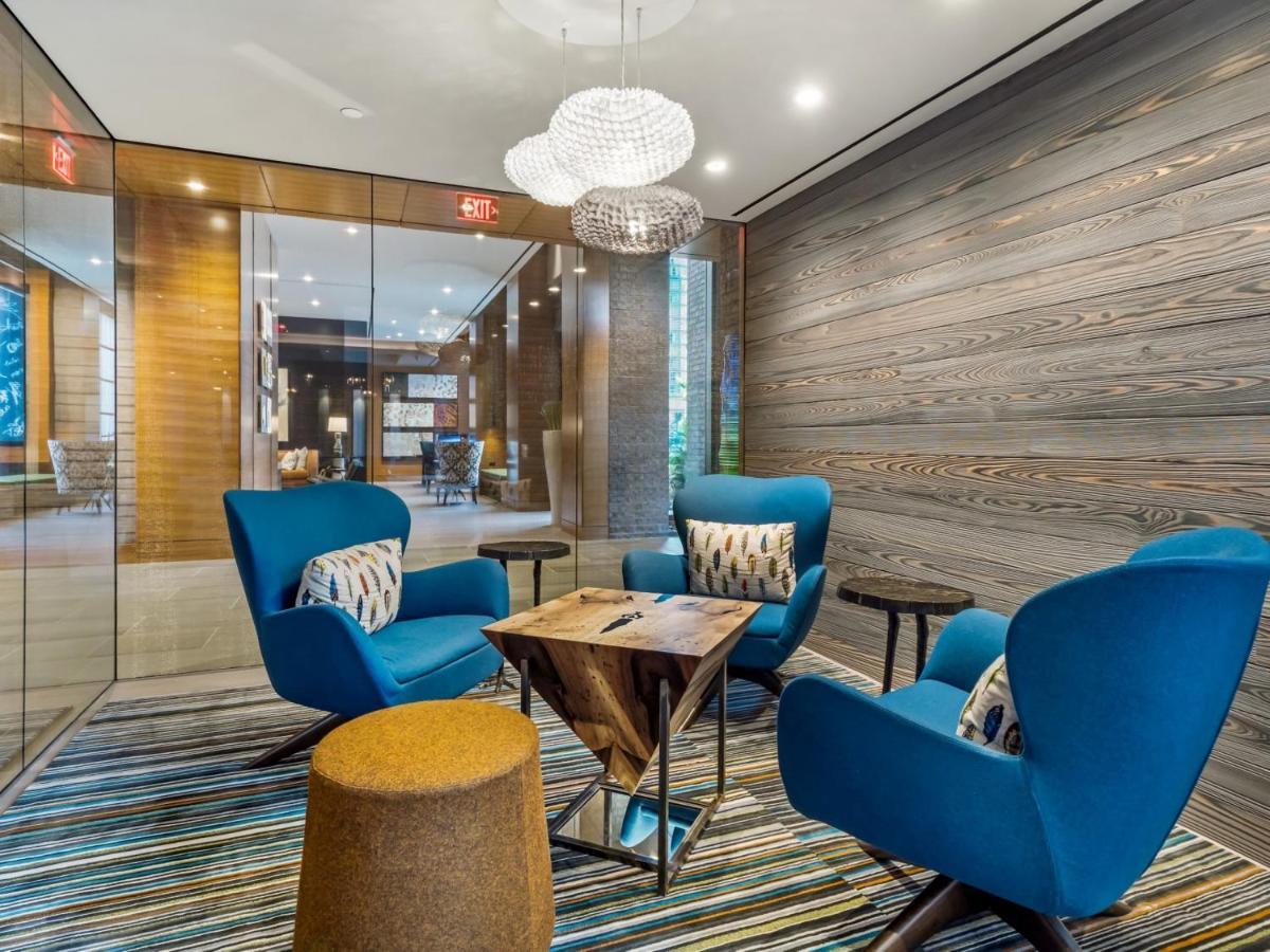 Global Luxury At Town Center Apartment